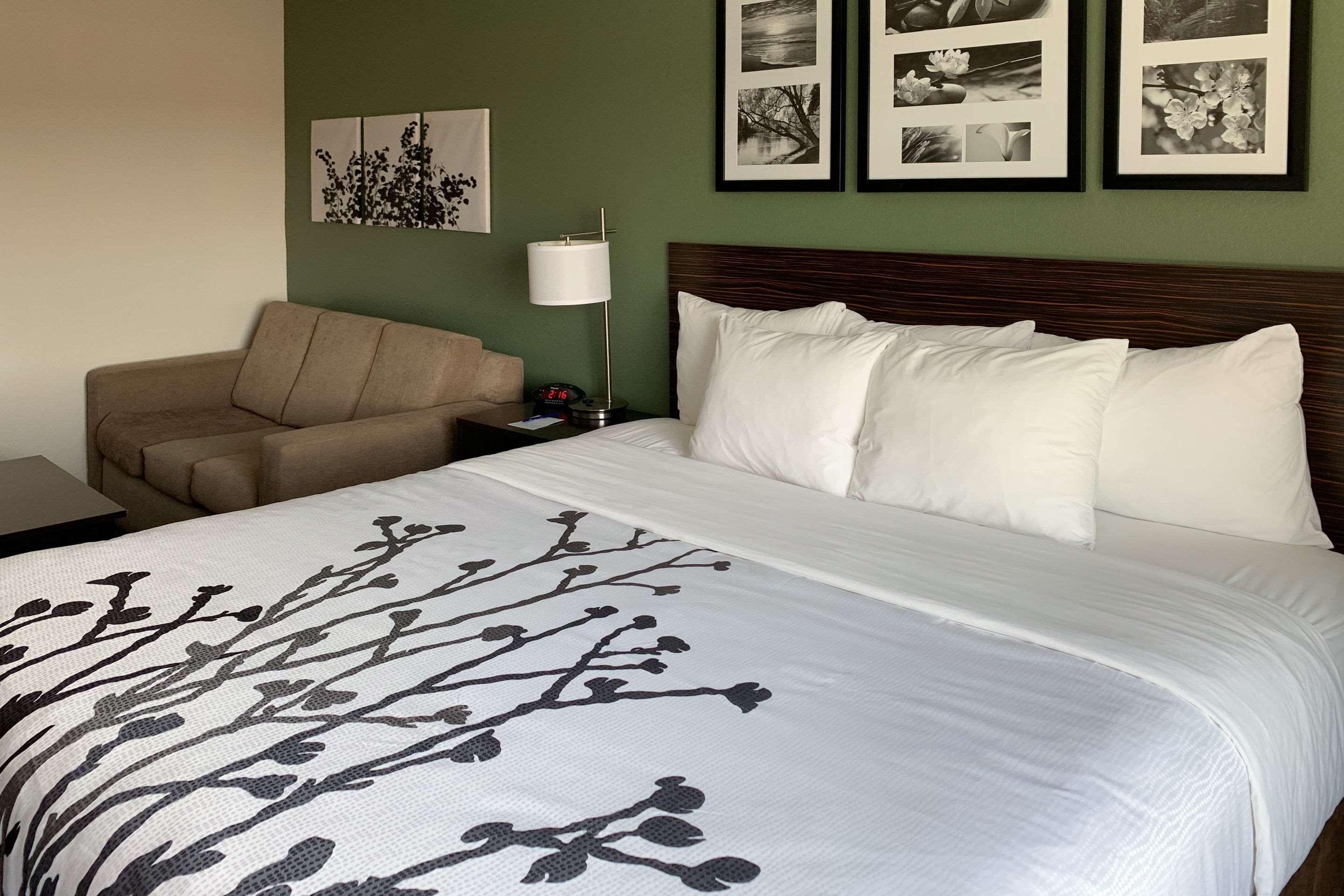 Hotel Sleep & Garden Garden City